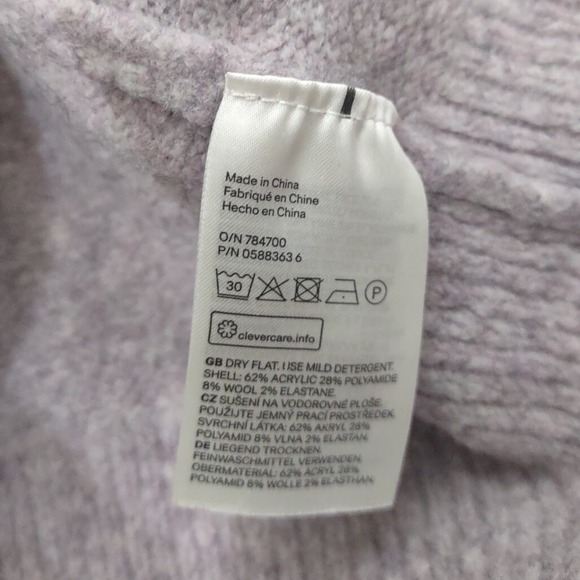 H&M Women's Sweater Size XS Wool Blend "Eclectic" Graphic Lavender Oversized - Picture 3 of 8